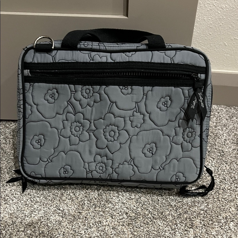 Floral Quilted Makeup Bag - Gray